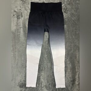 Zyia Active Leggings Ombré Black/White‎ Compression Size Small